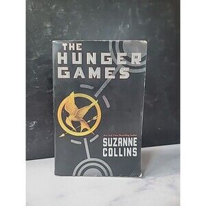 Hunger Games (Hunger Games, Book One) by Suzanne Collins (2010, Trade Paperback)